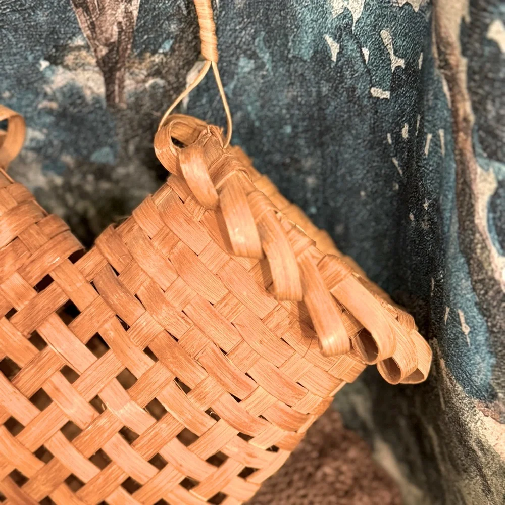 Vintage Rare Wall Hanging Heart Shaped Double Opening Basket 14”x12”